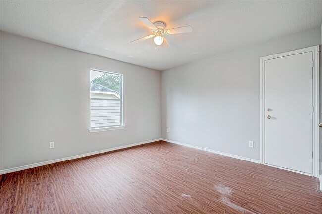 Building Photo - 5214 Rustling Trails Dr