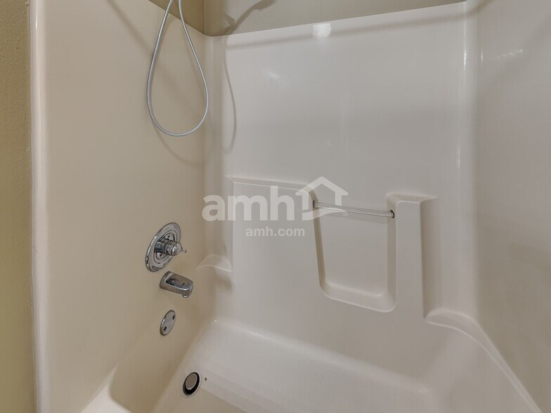 Building Photo - 6501 Rushing River