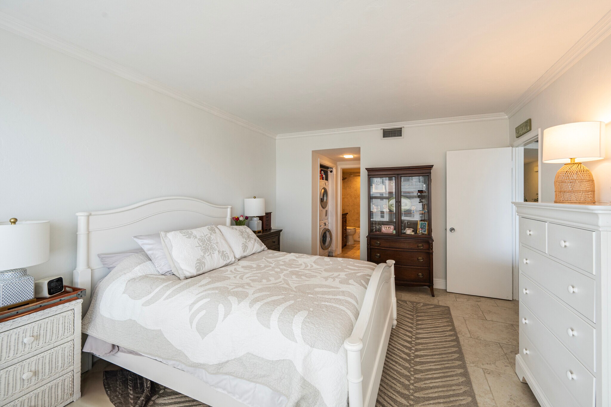 Bedroom - 3700 Galt Ocean Dr