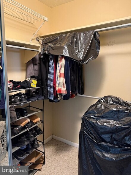 Building Photo - 7925 Mandan Rd