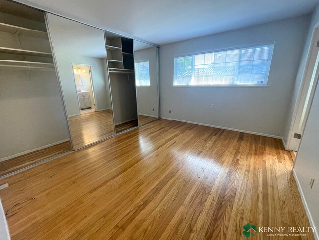 Building Photo - Spacious Four Bedroom Home in Westborough ...