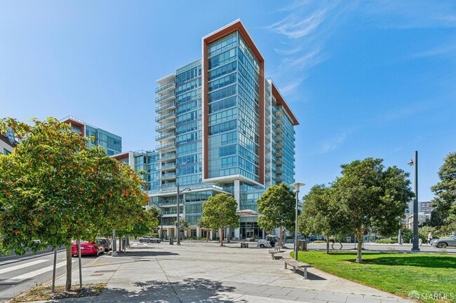 Building Photo - 708 Long Bridge St