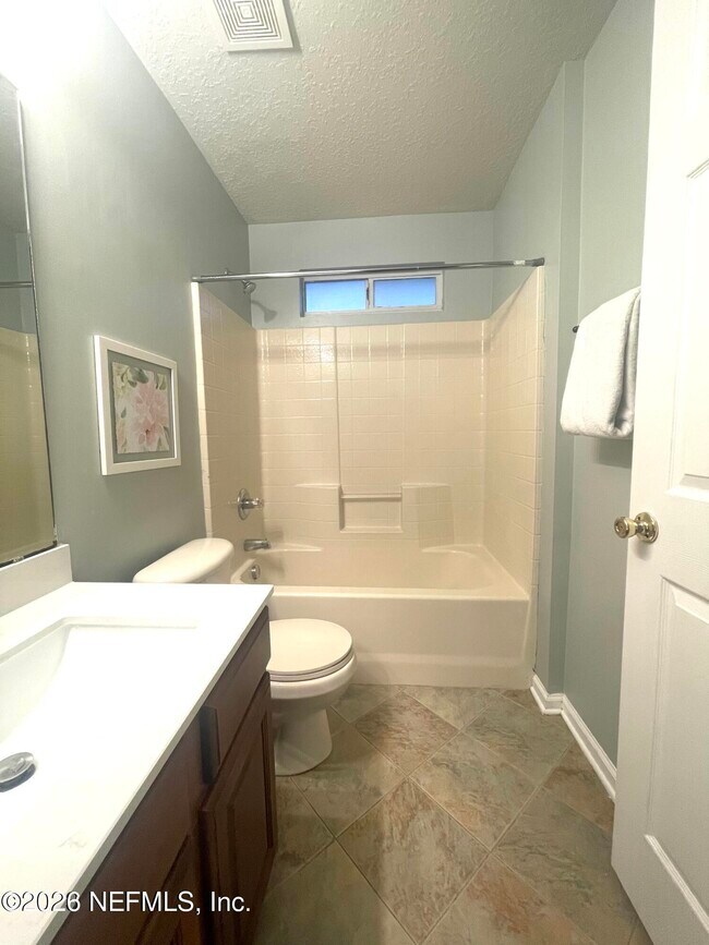 Building Photo - 1200 Stonehedge Trail Ln