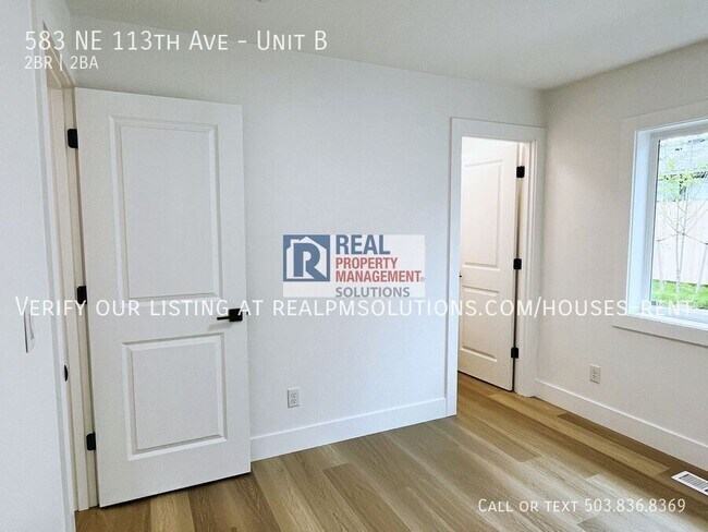 Building Photo - 583 NE 113th Ave