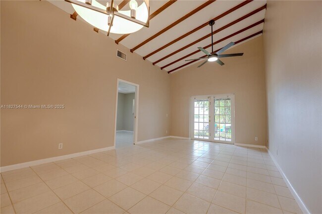 Building Photo - 2403 SW 58th Manor