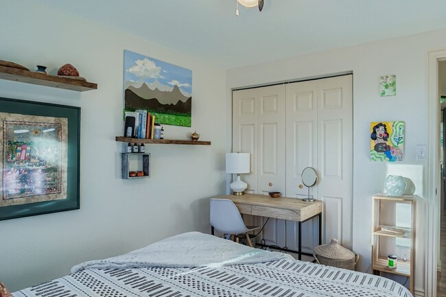 Building Photo - 13203 S Wamblee Valley Rd