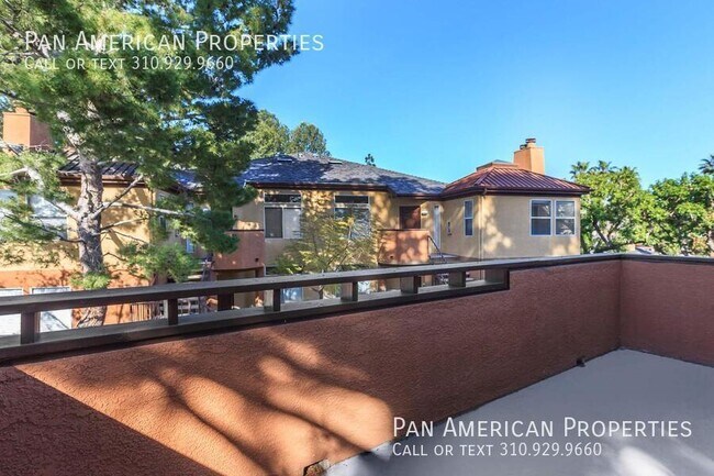 Building Photo - 26130 Laguna Ct