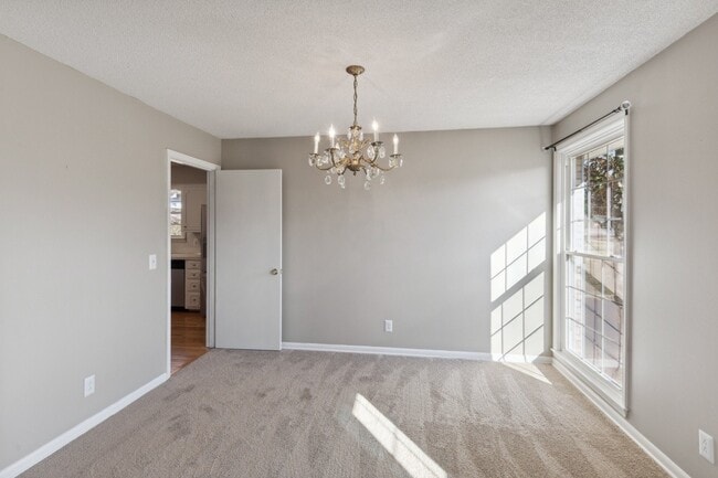 Building Photo - 220 Bartonwood Dr