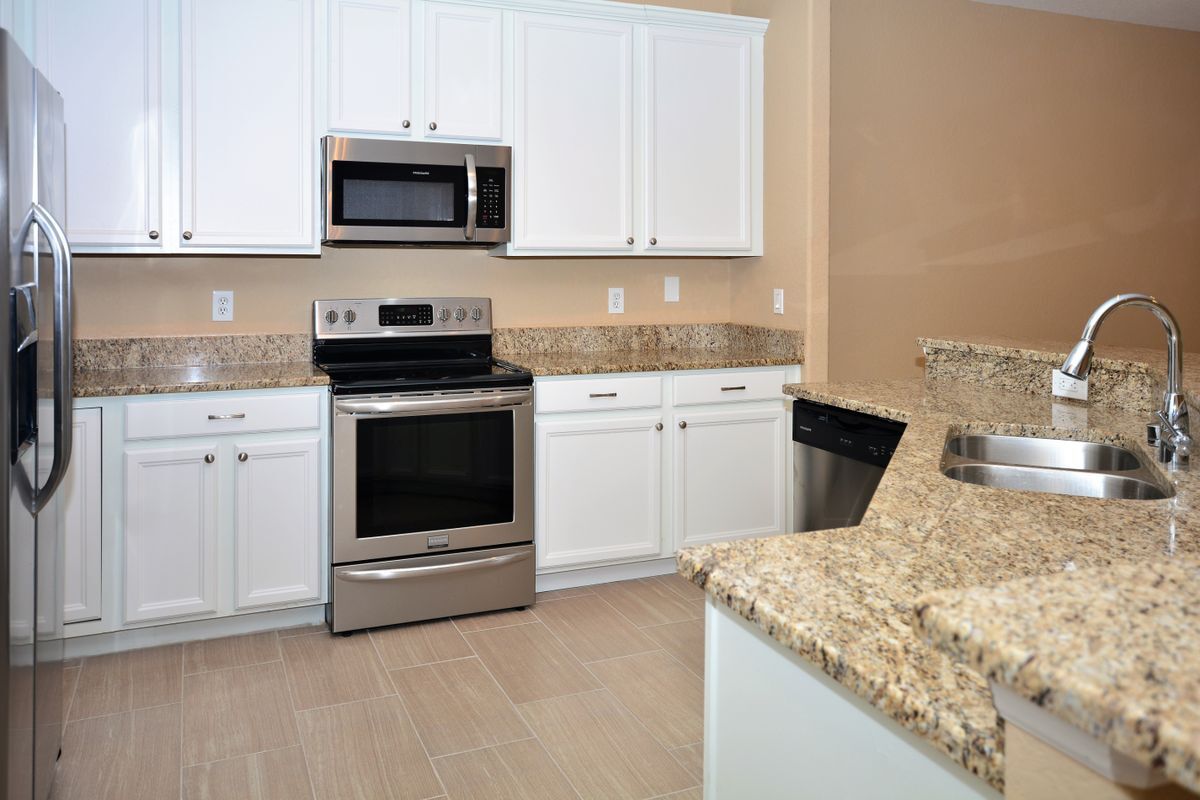 Building Photo - 10747 Masters Dr