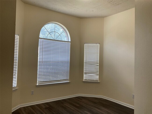 Building Photo - 19611 Cypress Bough Dr