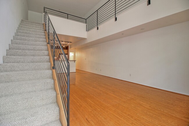 Building Photo - Spacious 1 Bedroom Loft at Ryland Mews