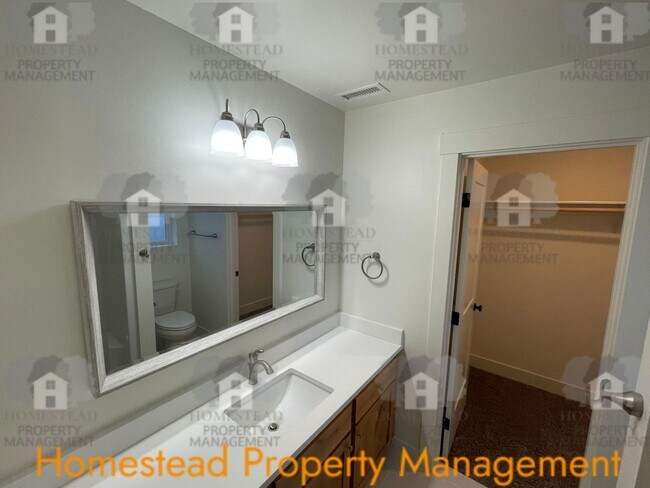 Building Photo - Must see! Beautiful new construction on private flag lot!