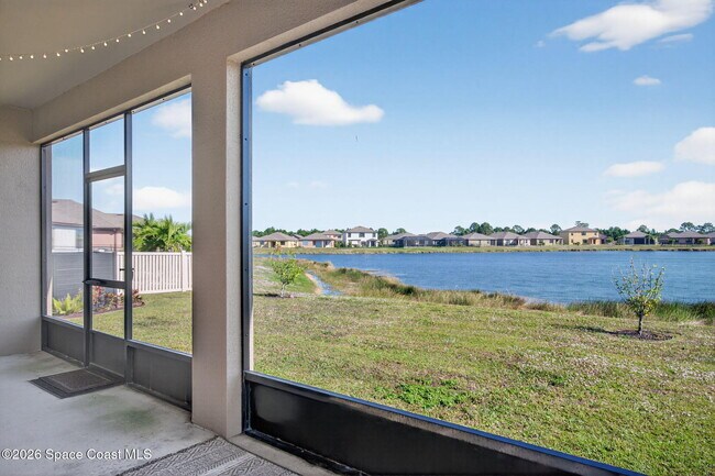Building Photo - 830 Remington Green Dr SE