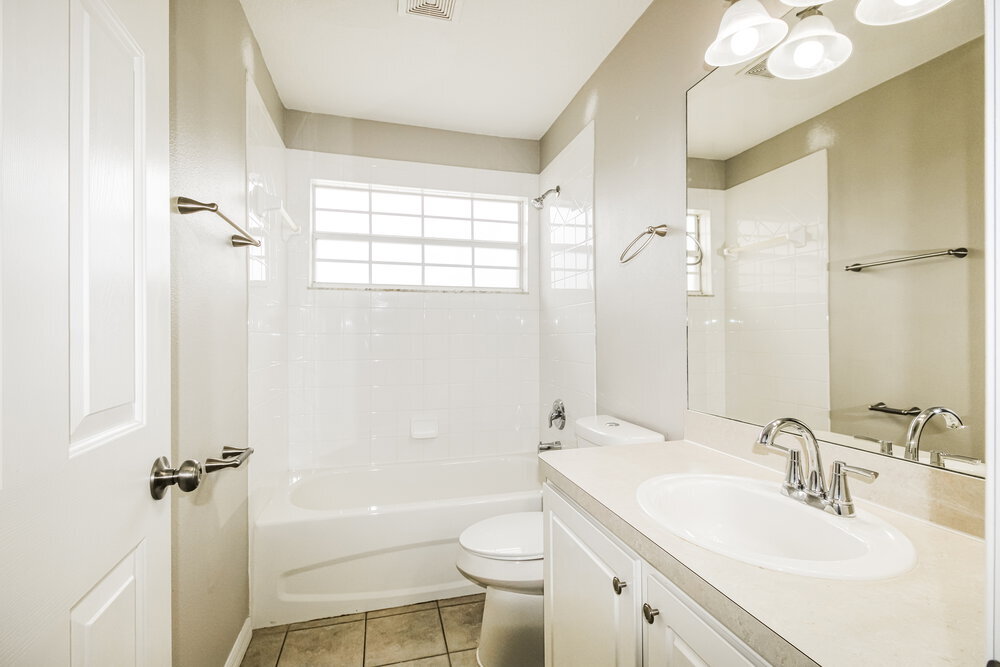 Building Photo - 3810 Braemere Dr