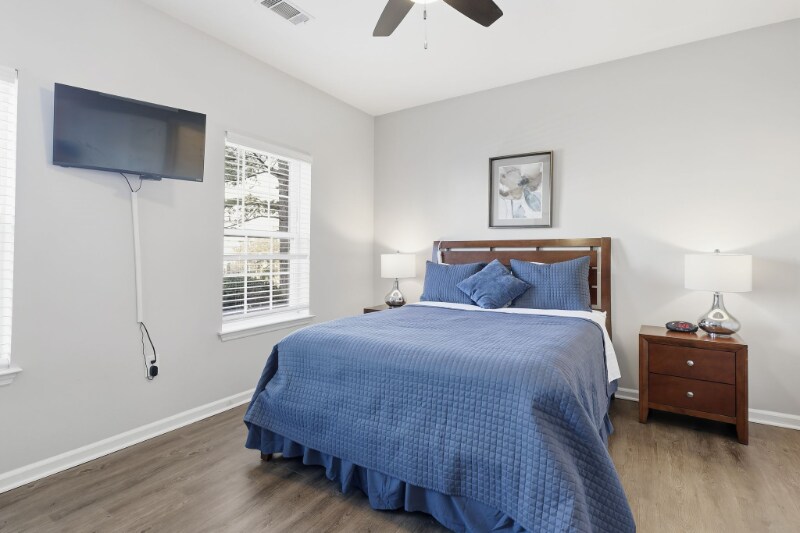 Building Photo - 1340 N Brickyard Rd