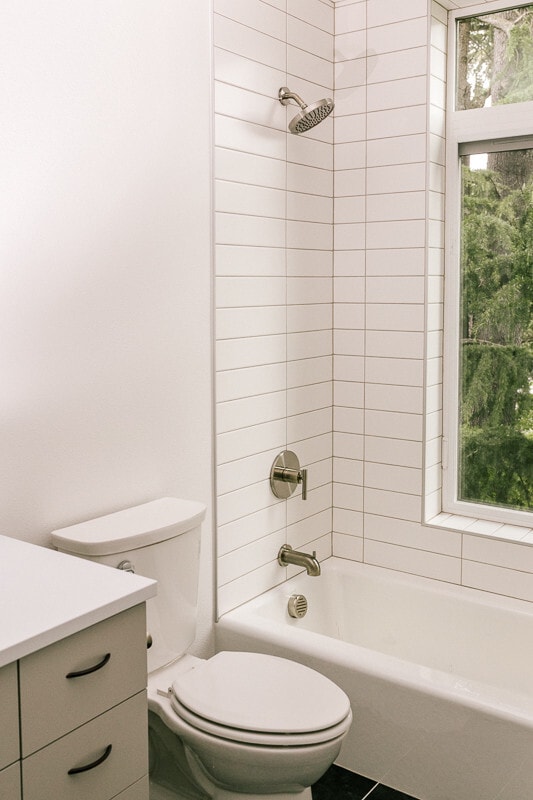 The Harrison South Apartments 304 10th Ave E Seattle WA 98102 Apartment Finder