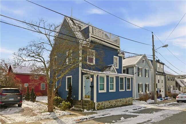 Building Photo - 7 Bacheller St