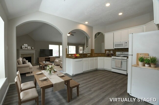 Building Photo - 20939 Jessica Rose Ln