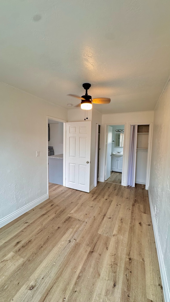 Building Photo - 203 W Madill St