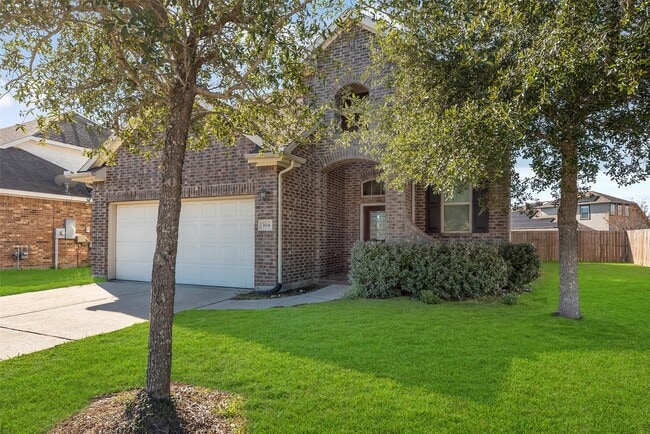 Building Photo - 204 Echo Brook Ln