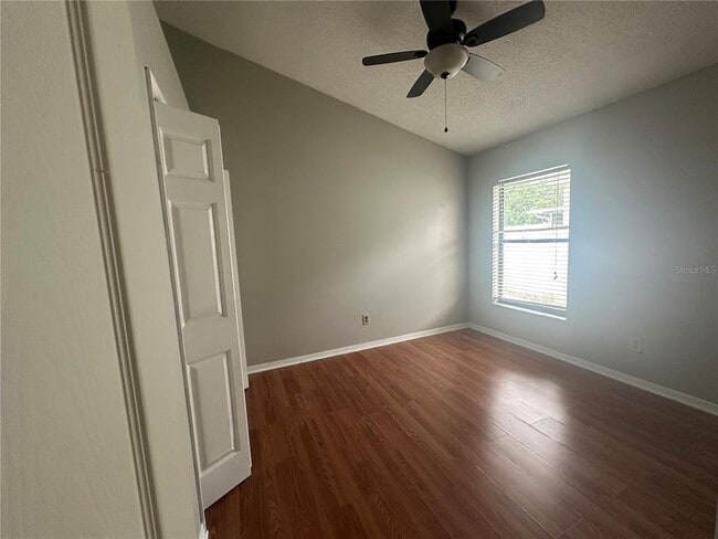 Building Photo - 929 Rosinia Ct