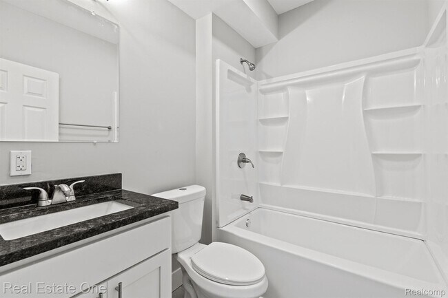 Building Photo - 2282 Belvidere St