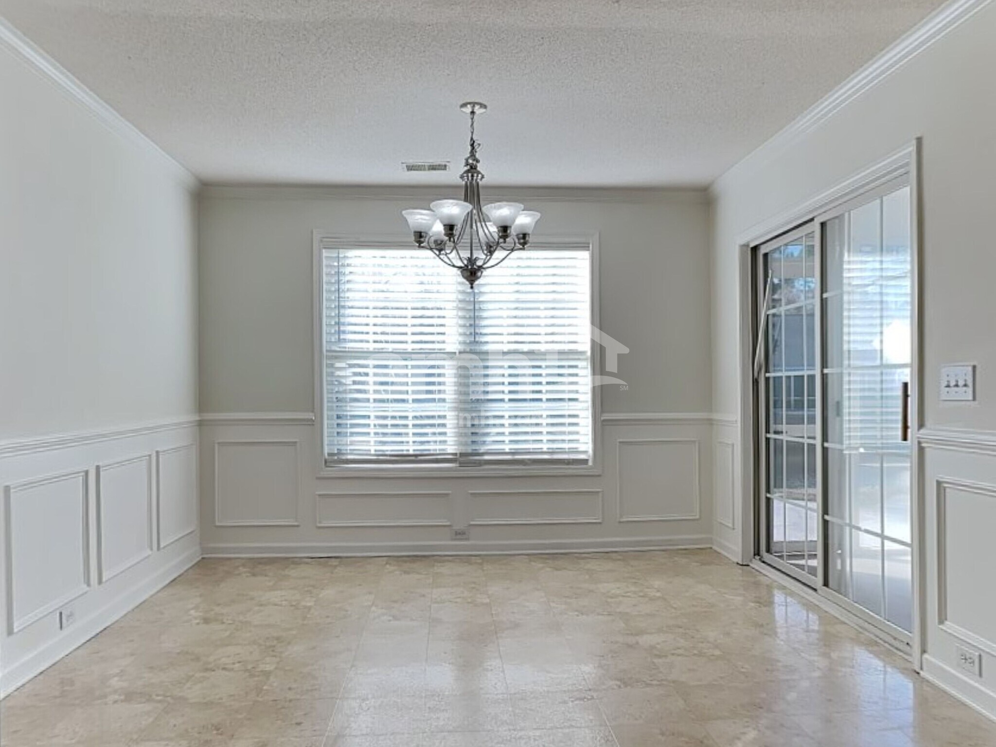 Building Photo - 11 Lake Linden Ct