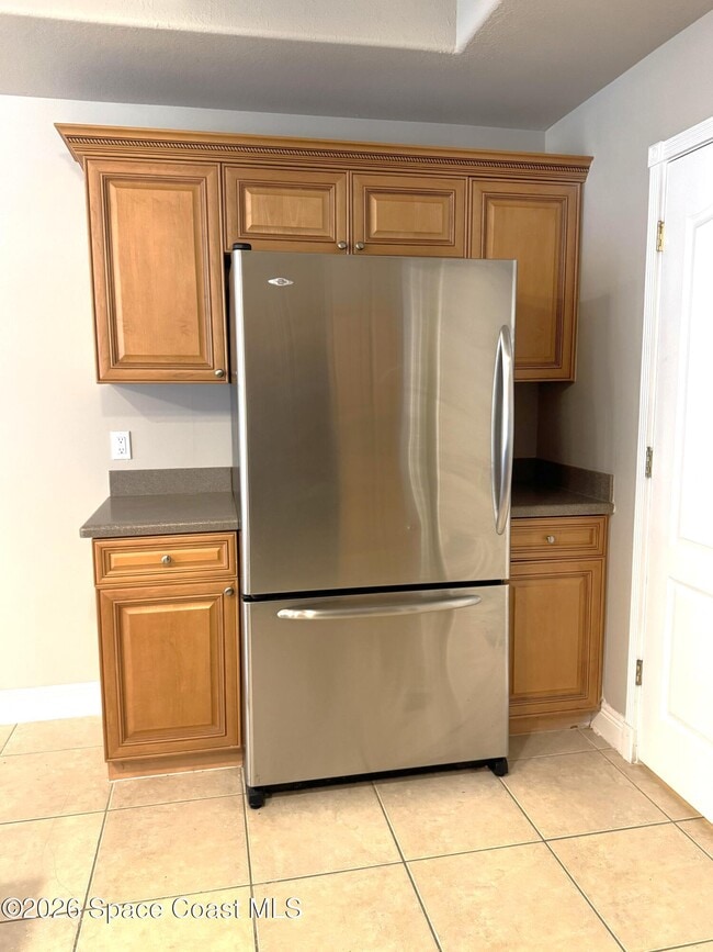 Building Photo - 320 Jennifer Dr