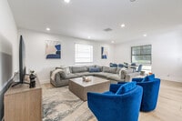 Building Photo - 825-827 Southwest 14th Street-SI FL1-ID1475658P