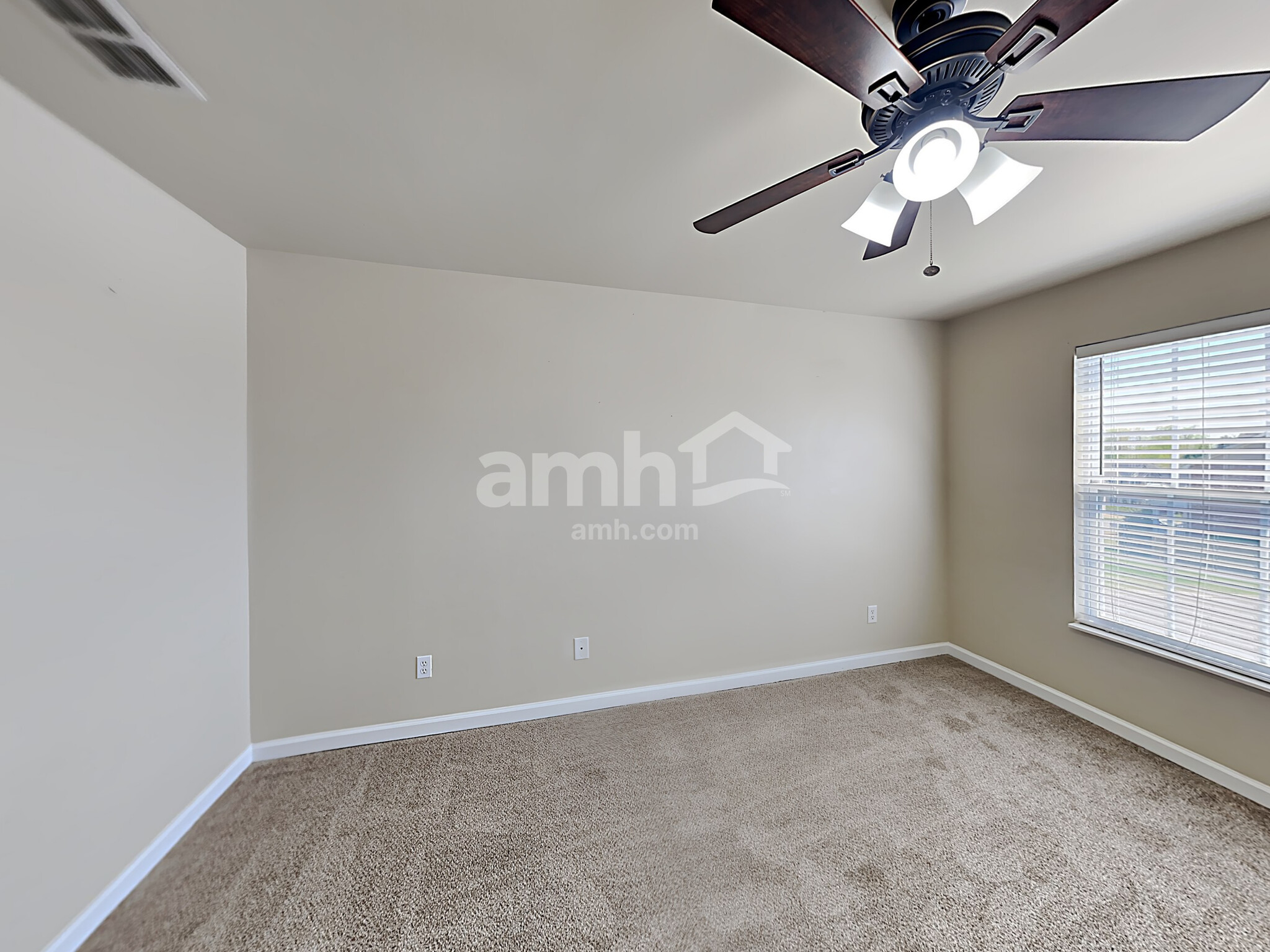 Building Photo - 1020 Williford Ct