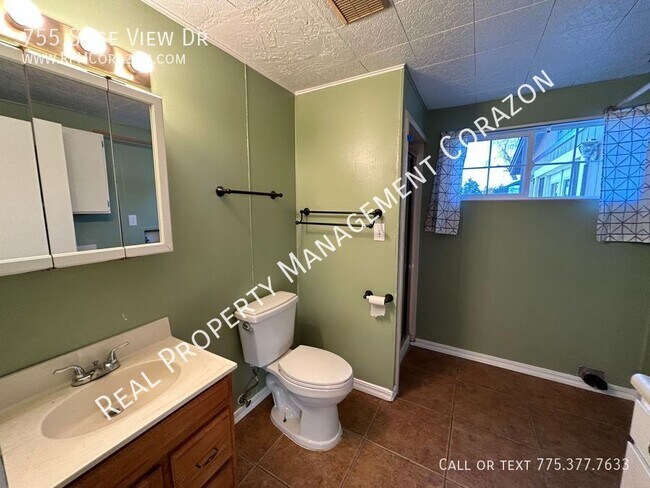 Building Photo - 755 Sage View Dr