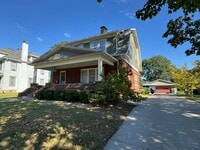 Building Photo - 808 Castalia St