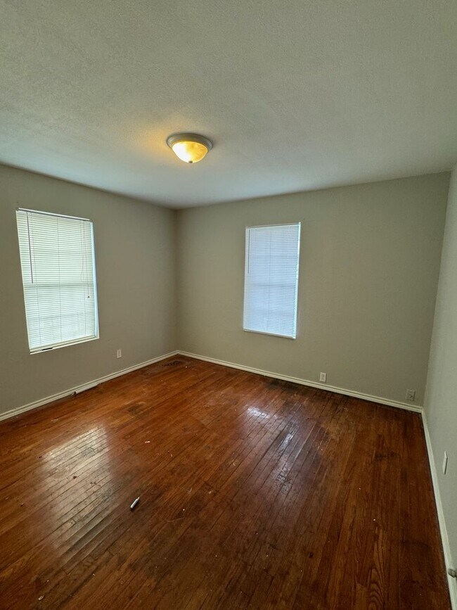 Building Photo - 3524 Rolando Ave