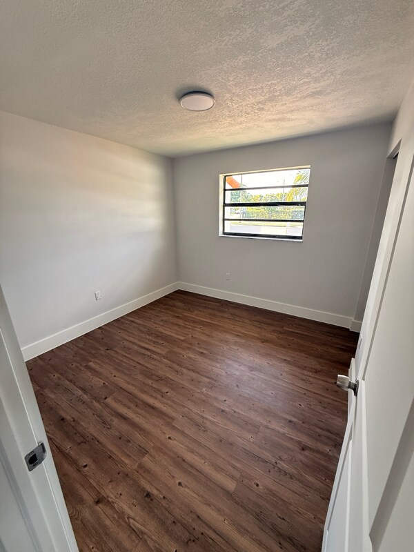 Building Photo - 17855 SW 105th Ave