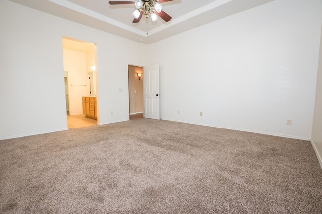 Building Photo - 1604 Laguna Nigel Dr
