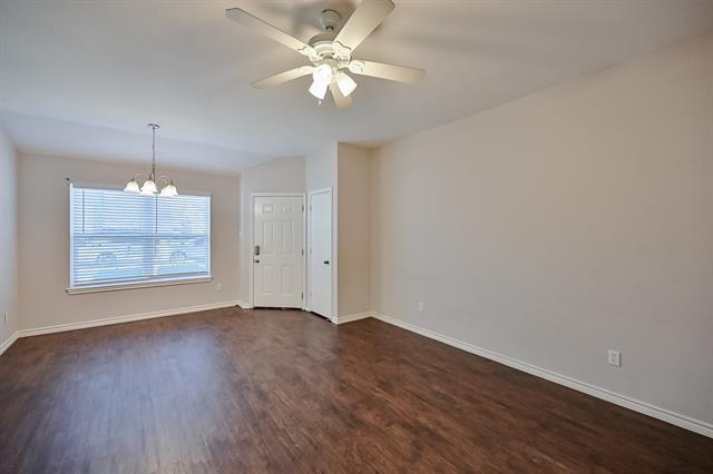 Building Photo - 607 Kings Way Dr