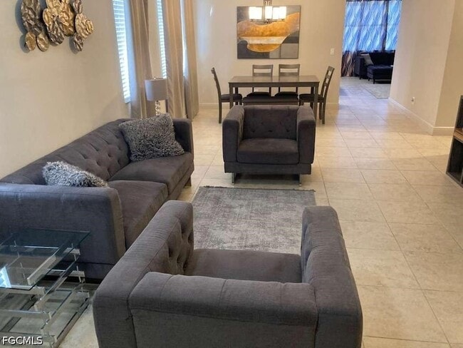 Building Photo - 2637 NW 1st St