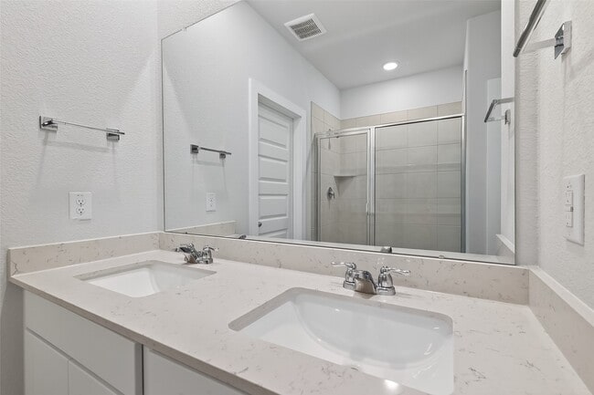 Building Photo - 8538 Blueberry Ash St