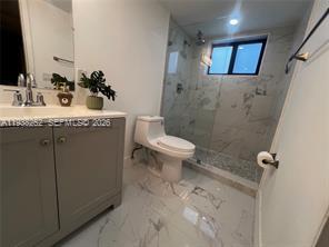 Building Photo - 3522 SW 25th St