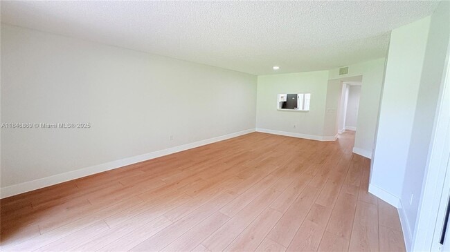 Building Photo - 13105 SW 16th Ct