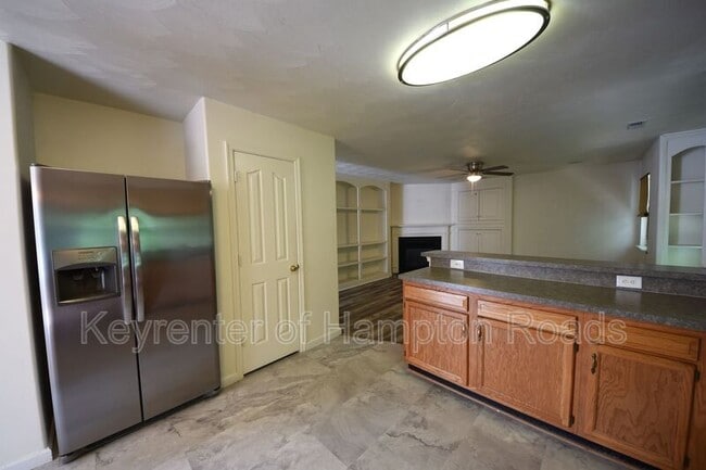 Building Photo - 1109 Lady Ashley Dr
