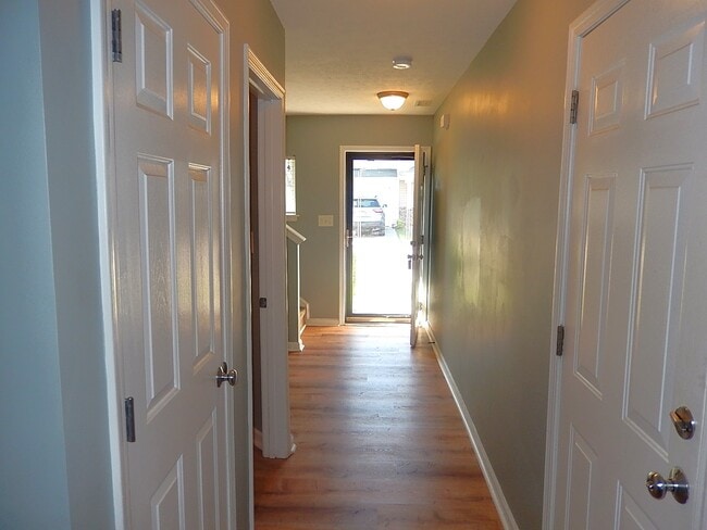 Building Photo - 5206 Big Bass Dr