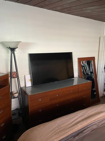 Building Photo - 200 Ipswich St