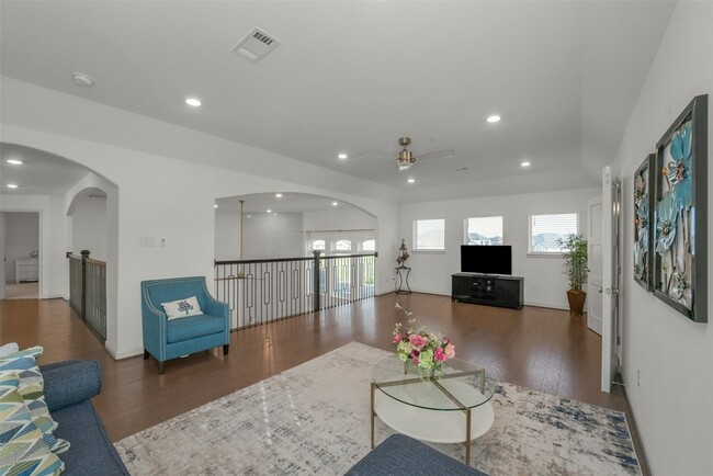 Building Photo - 2018 Grove Terrace Ln