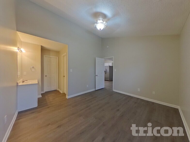 Building Photo - 1224 Settles Bridge Ct