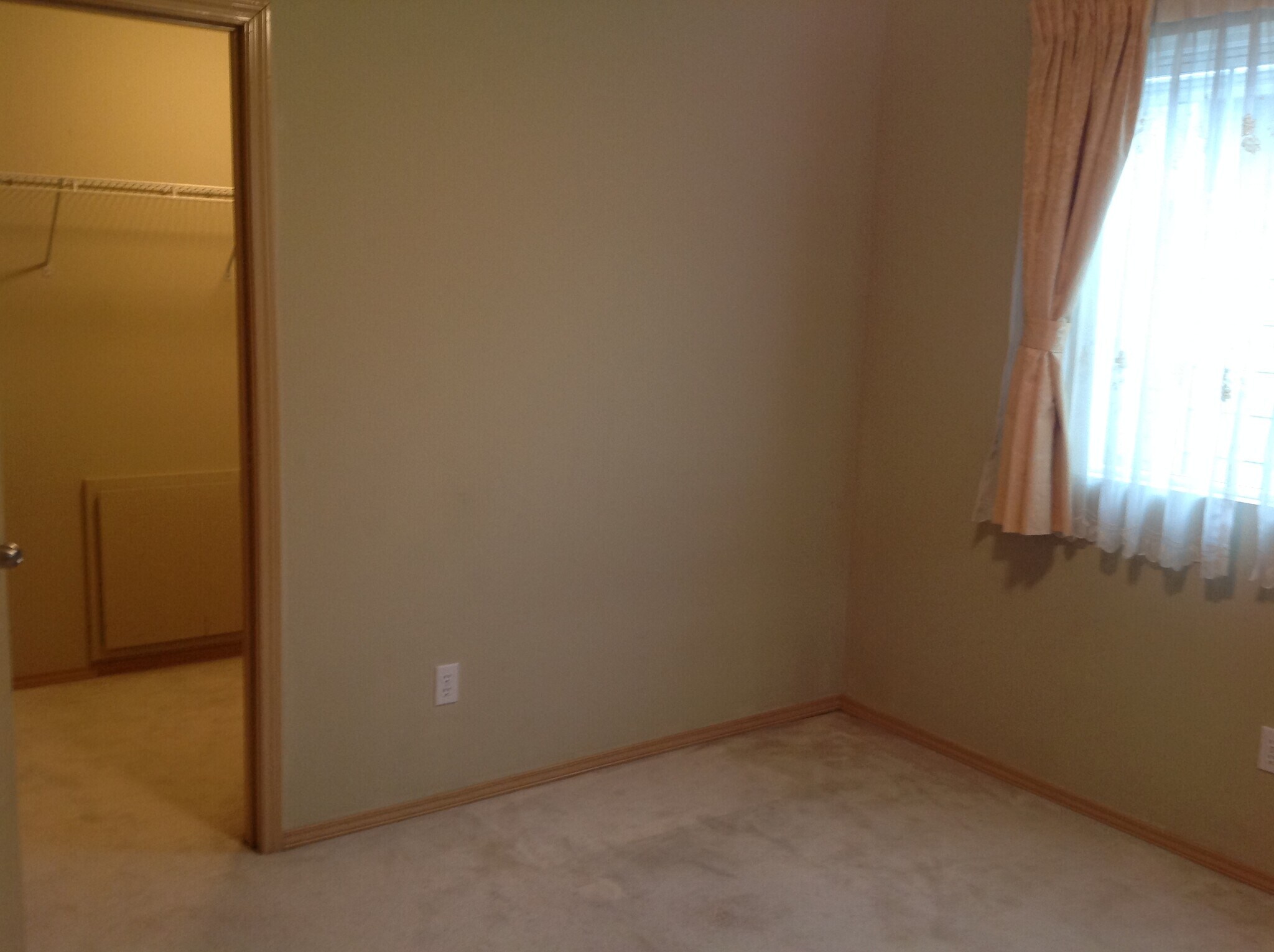 Building Photo - 14362 NE 189th Ct