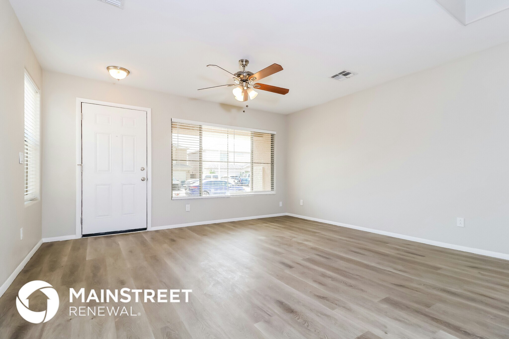 Building Photo - 2837 S 63rd Dr