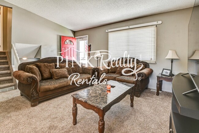 Building Photo - Cozy 3-Bedroom Home in Sunrise Ridge!