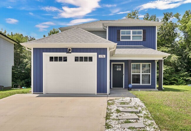 Primary Photo - 1196 Cottonwood Dr