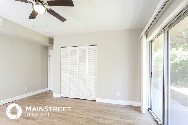 Building Photo - 8875 Orange Blossom Dr